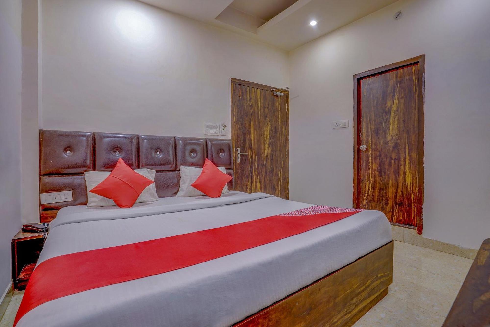 Super Hotel O Traveller Inn Lucknow Bagian luar foto