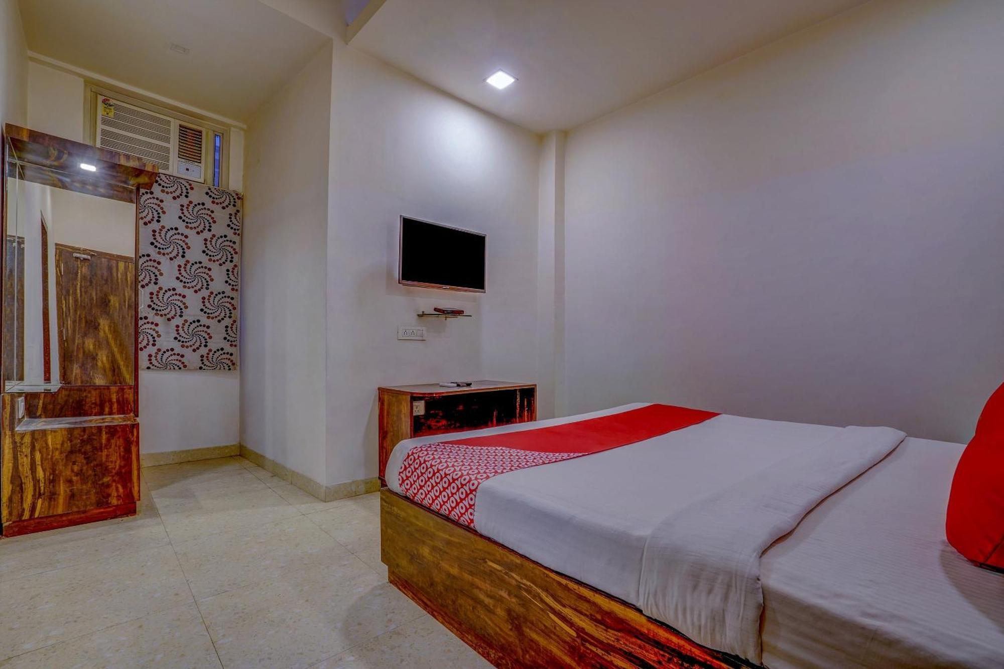 Super Hotel O Traveller Inn Lucknow Bagian luar foto