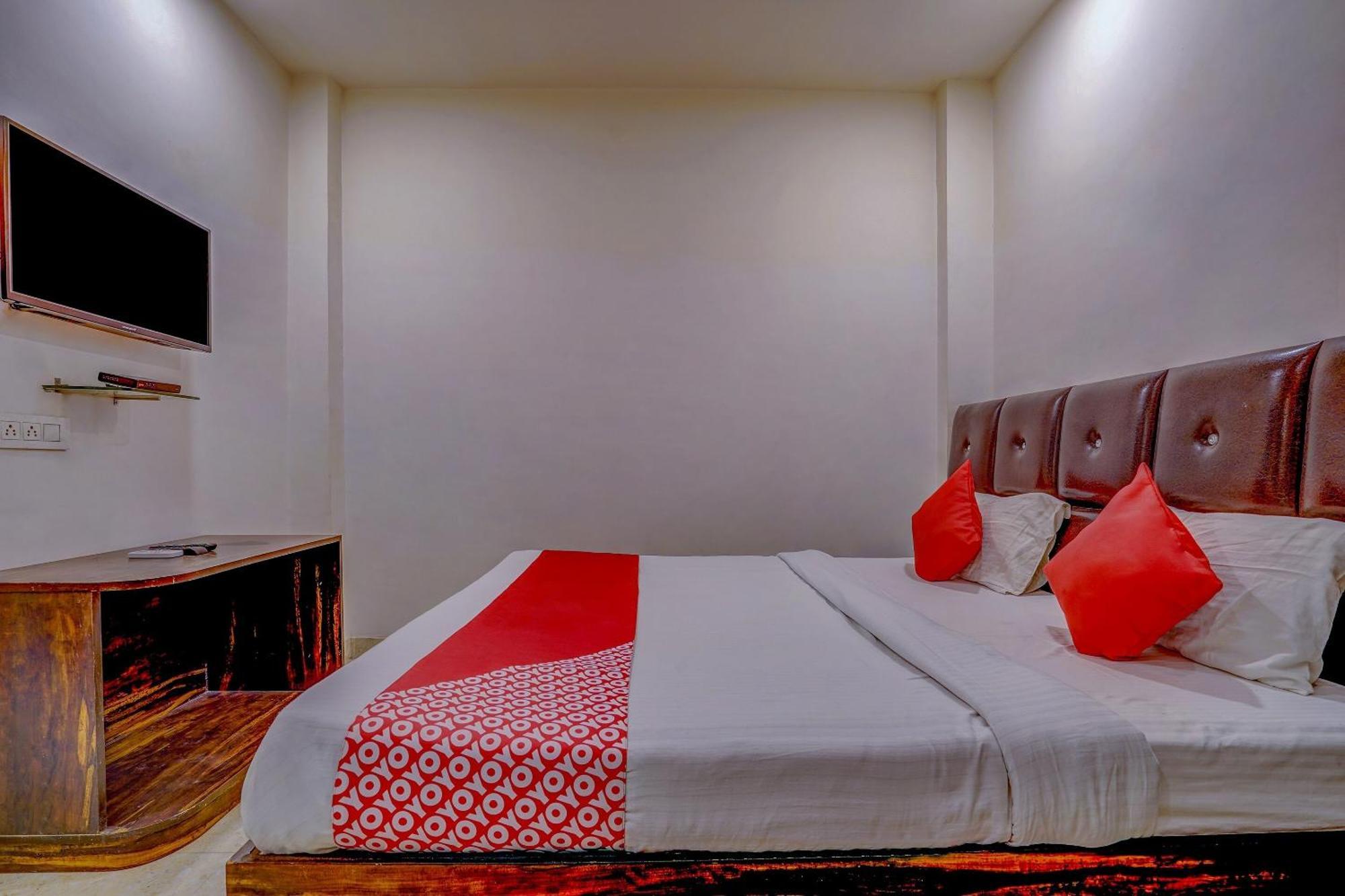 Super Hotel O Traveller Inn Lucknow Bagian luar foto